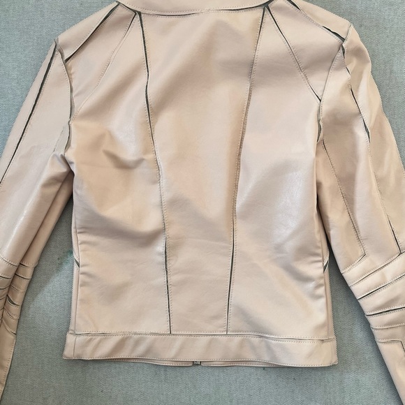 Guess Faux Leather Women’s Jacket - Picture 2 of 3
